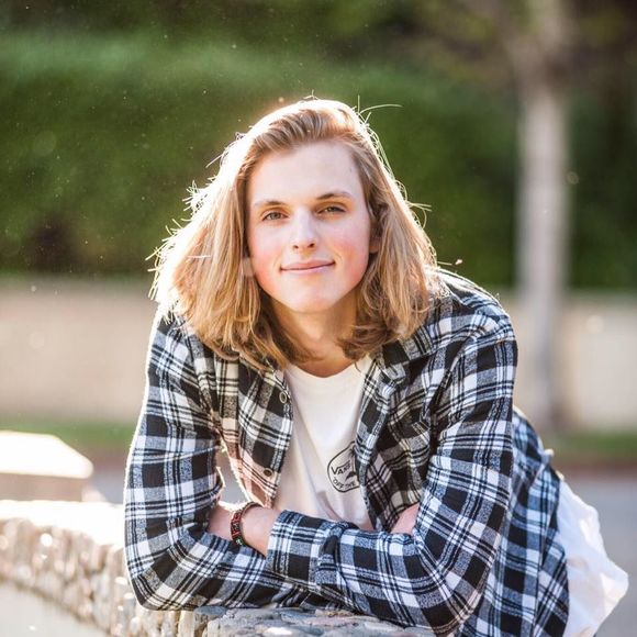 Meet your Posher, Ben - Picture 1 of 1